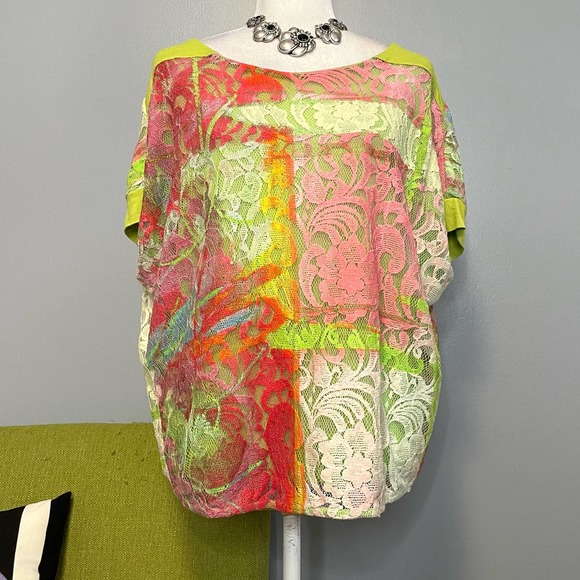 Save The Queen Tops - Save the Queen Green Pink Lace Short Dolman Sleeve Top